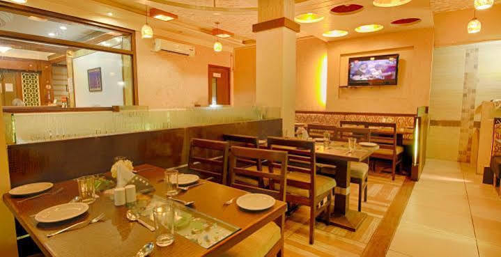 Parth Residency Otel Amhedabad Dış mekan fotoğraf